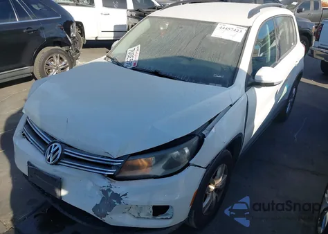 2015 Volkswagen Tiguan S z USA, uszkodzony, nr VIN WVGAV7AX6FW556650